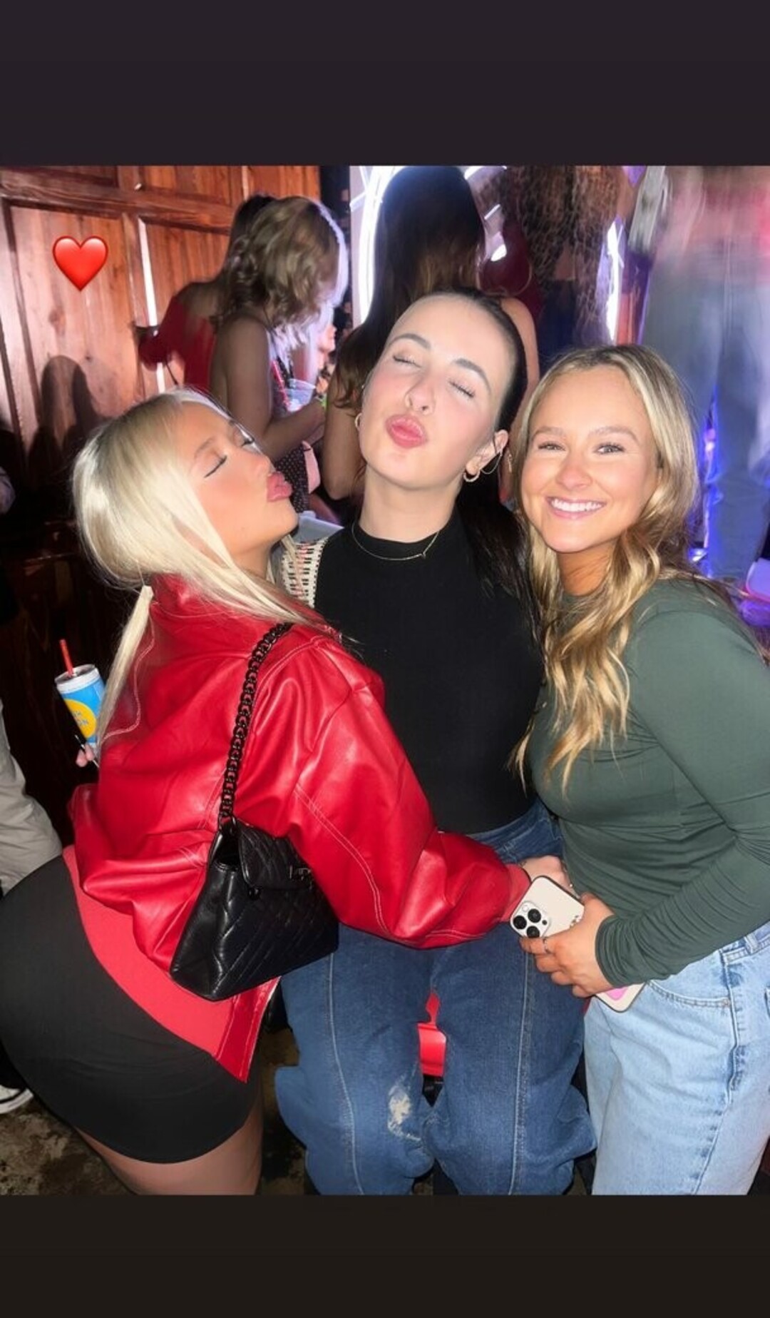 emilysmithh06 pornstar hot picture