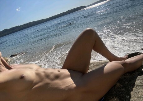 AryFitQueen model art pics