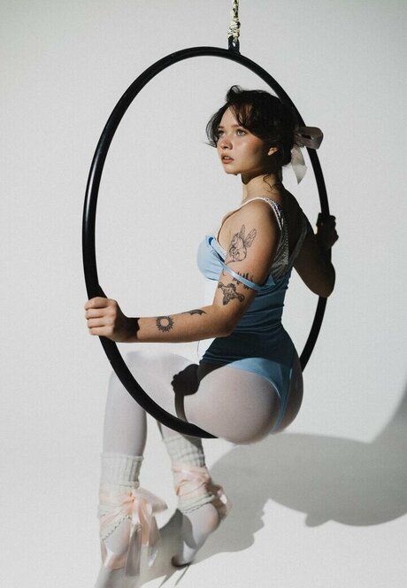 Enina24 perfect star photo