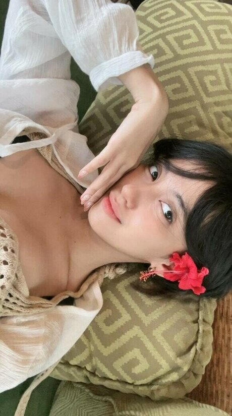 risaatjan hot star img