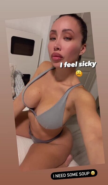 Lissierockz pornstar nudes pic