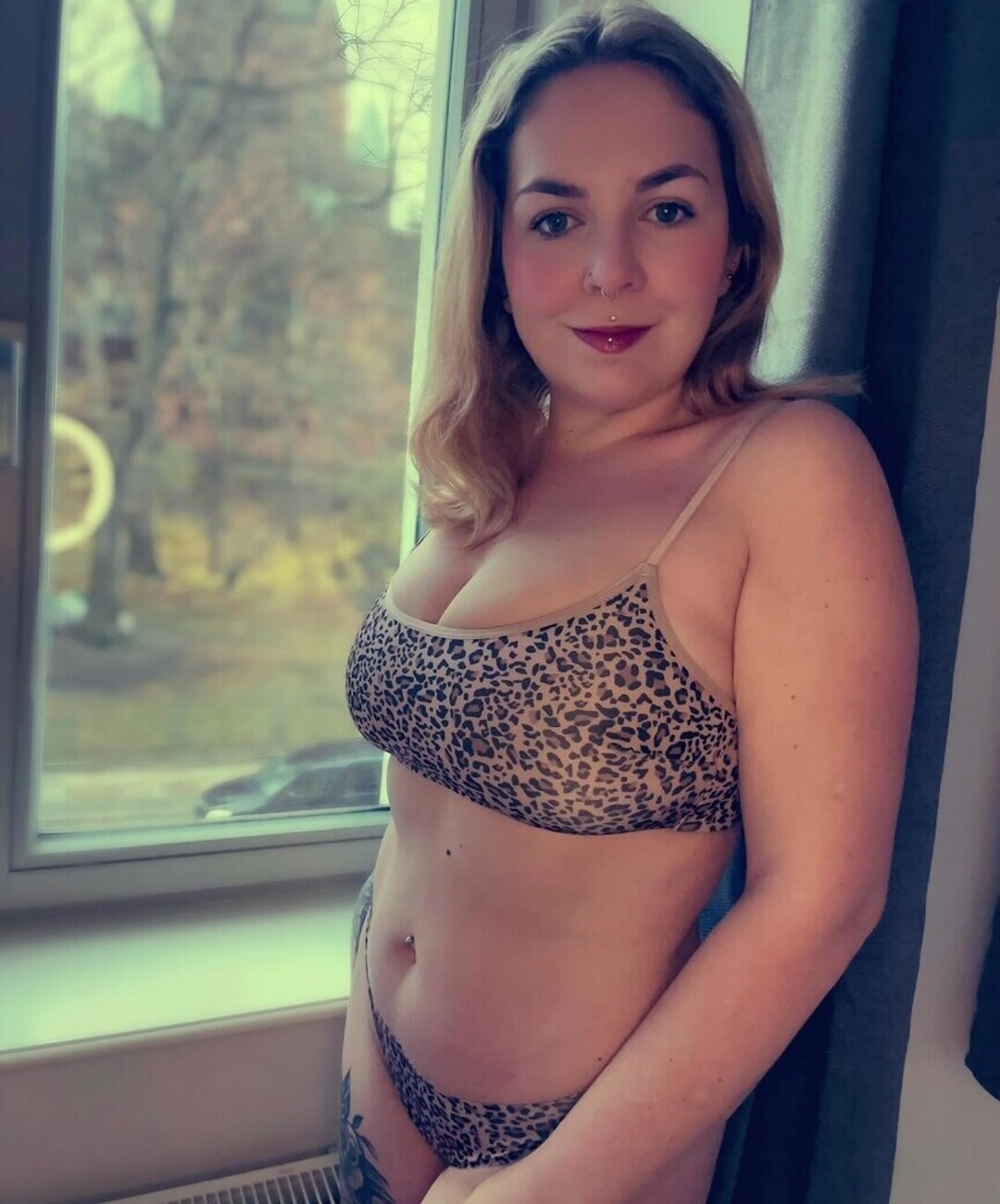 ThisIsEmmi pornstar sexy images