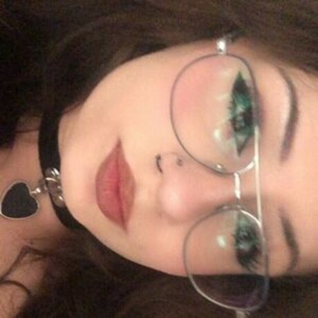 chvjownica21371 naked actress images