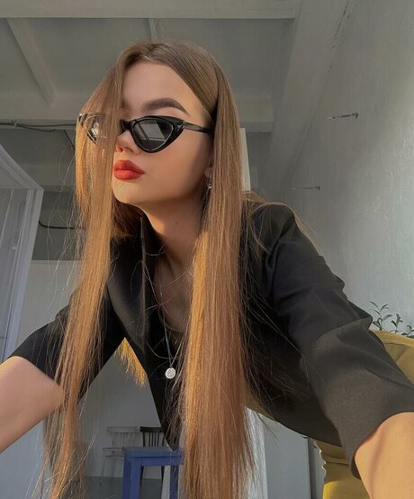 alina zaozerskayaaa high quality star image