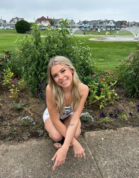 skylarmilosh model xxx gallery