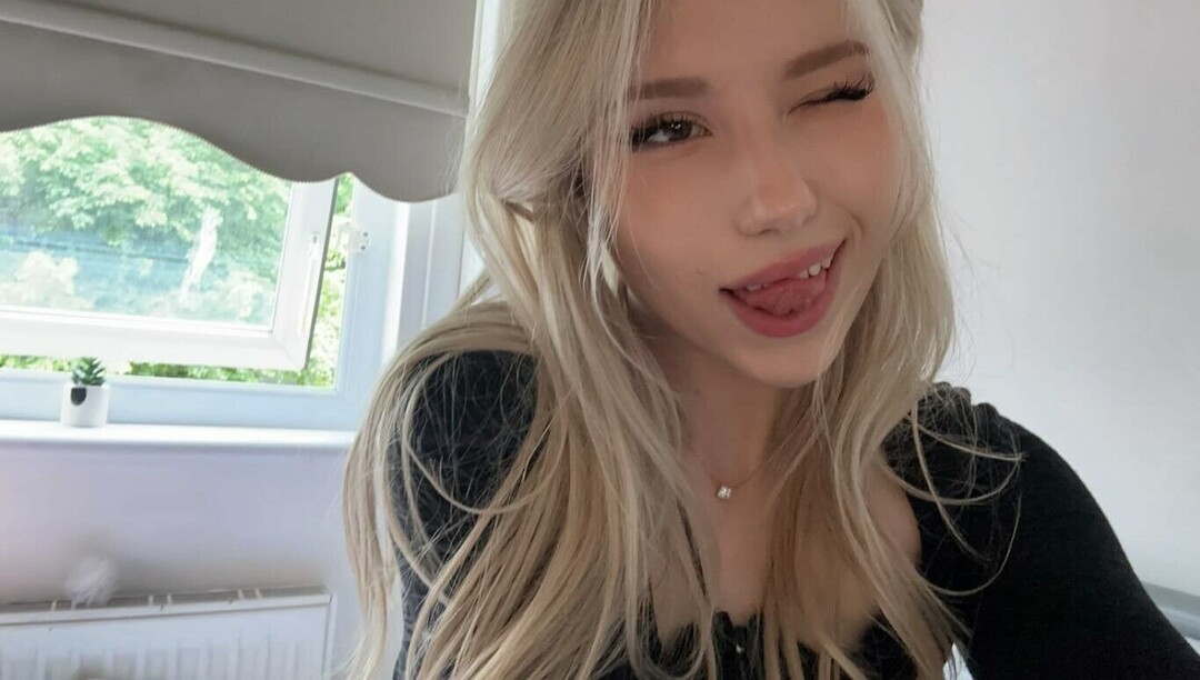 Kitty Mae pretty pornstar image