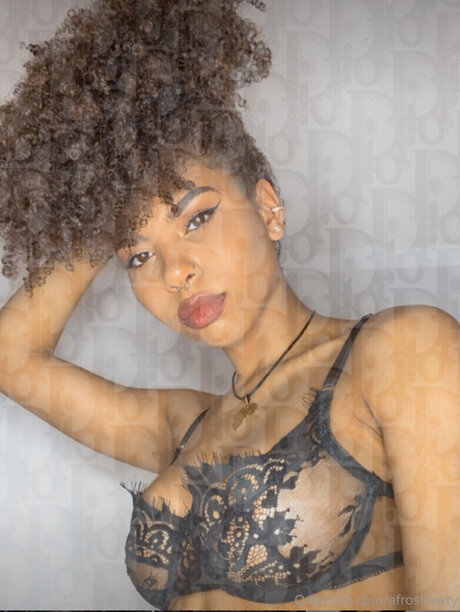 Shania Kraemer top profile image