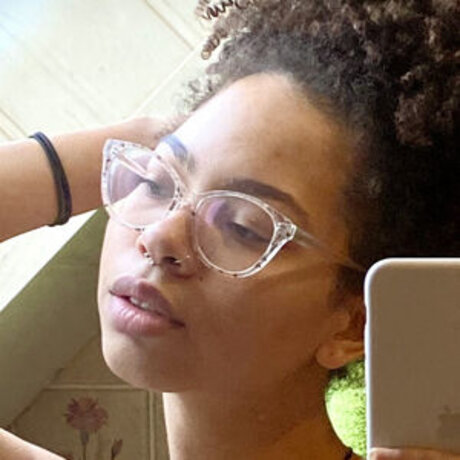 Shania Kraemer star nice photo