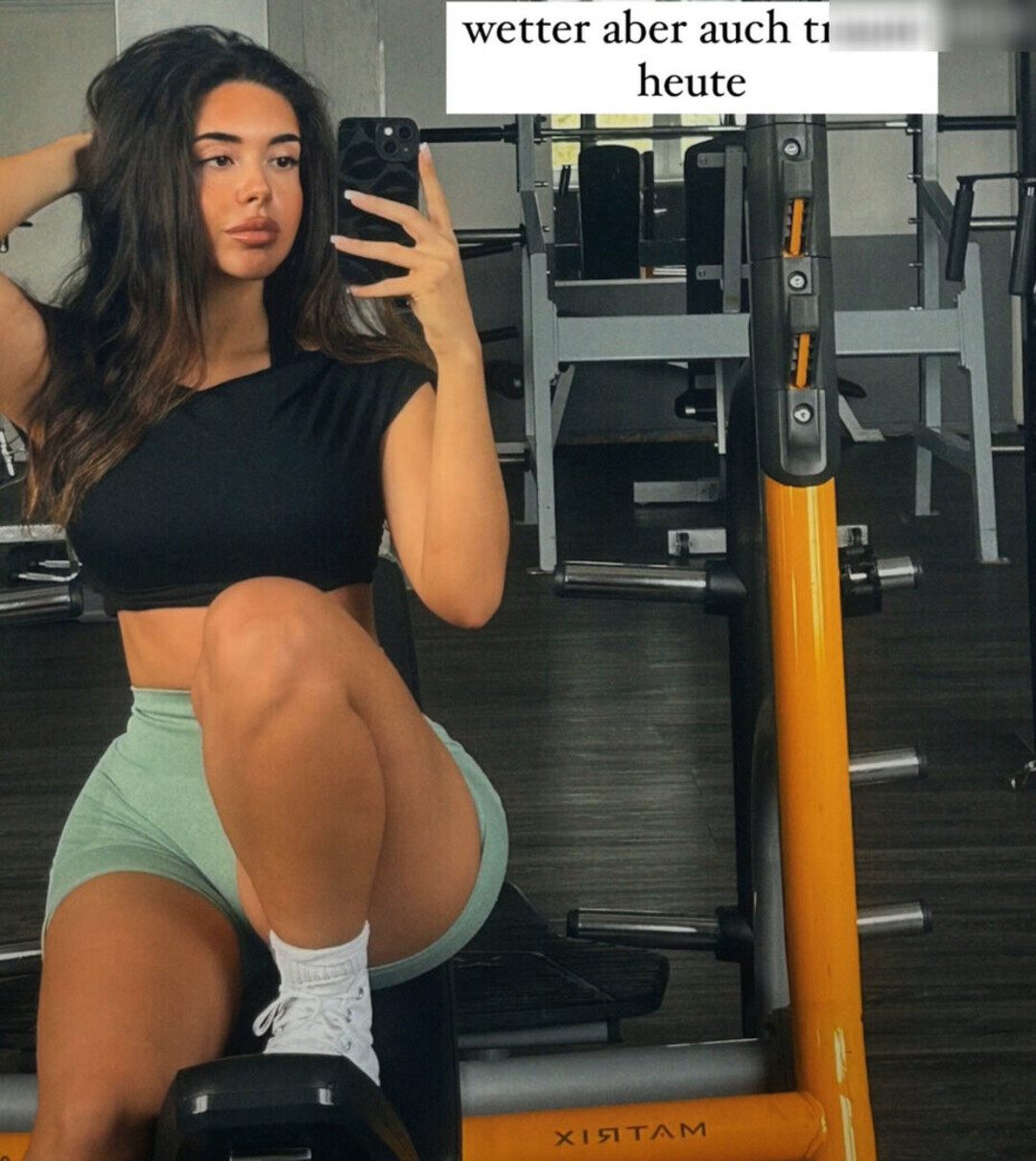 Lya Aylin hot pornstar photo