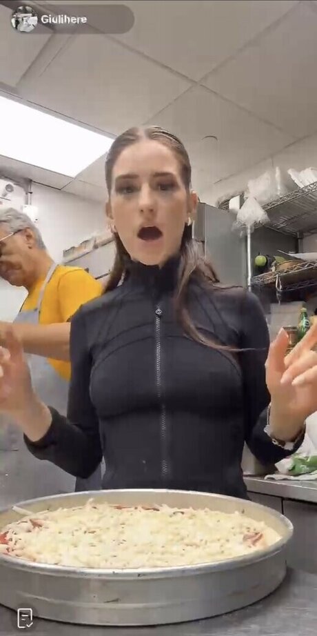 Giulia Bruno hd actress pic