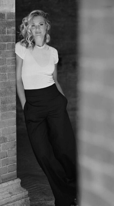 Pia Stutzenstein top star img