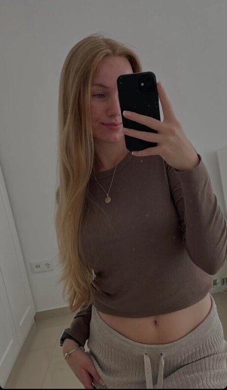 Nadine von relaxASMR model pornographic archive