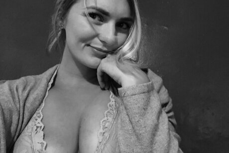 Christie Ludwig naked pornstar archive