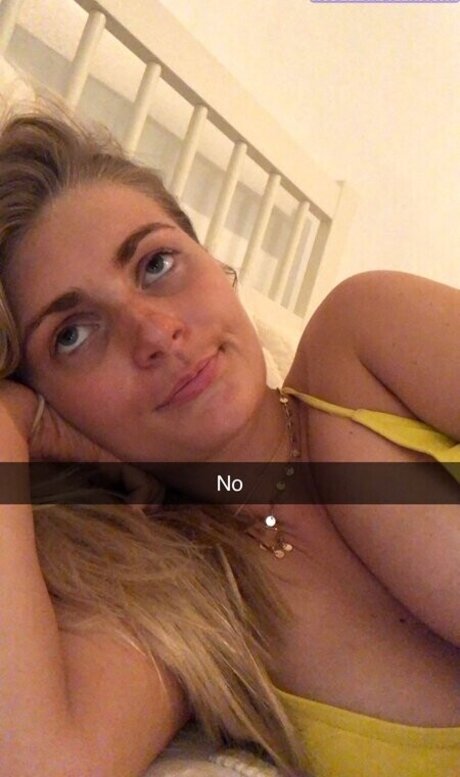 Christie Ludwig star high quality picture