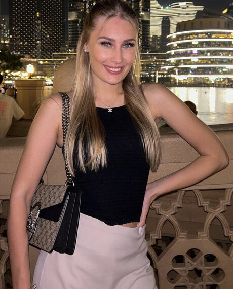 submissive onlyfans naked pictures