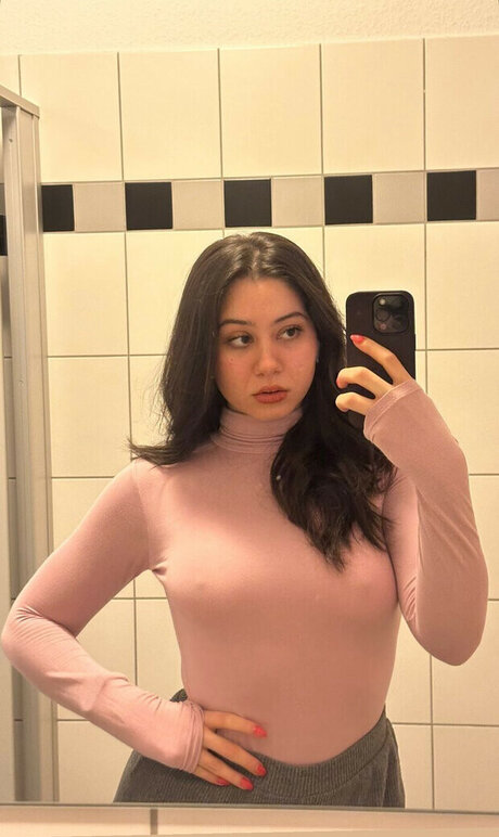 Hilal Fener model best photos