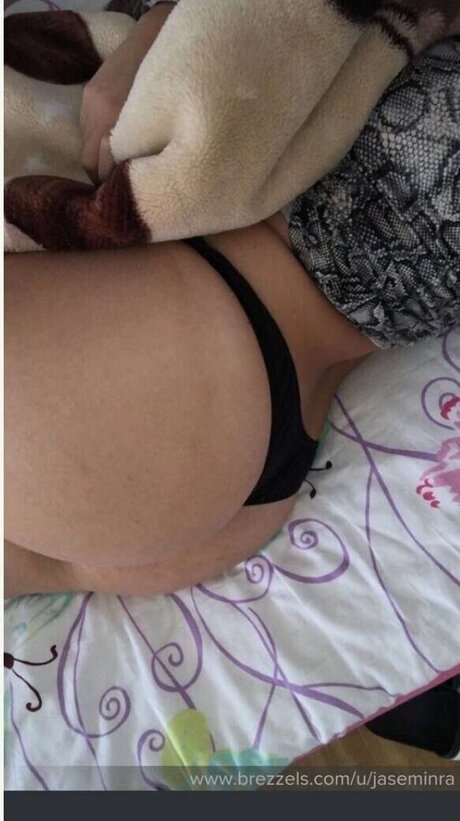 wife nude onlyfans pornographic pic