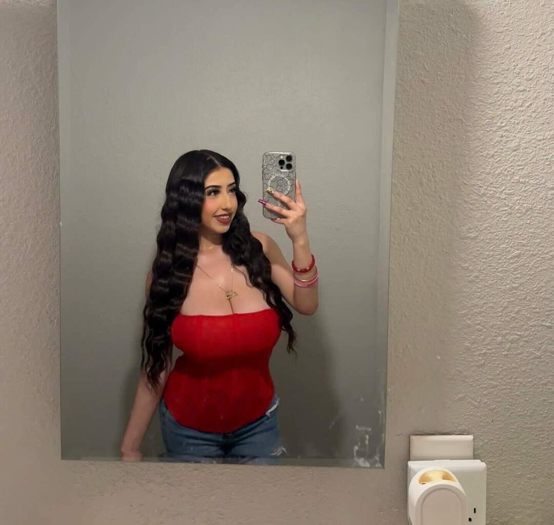 beautiful ladyboy onlyfans sexy xxx img