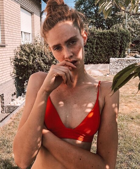 Sandra Hunke pretty star photo