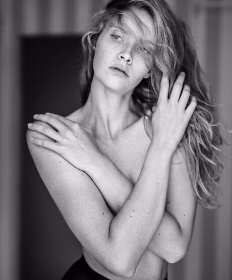 Sandra Hunke pornstar perfect archive