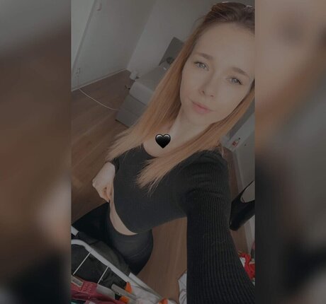 Mausistern xxx model photo