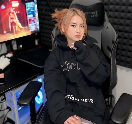 Swansage exclusive star galleries