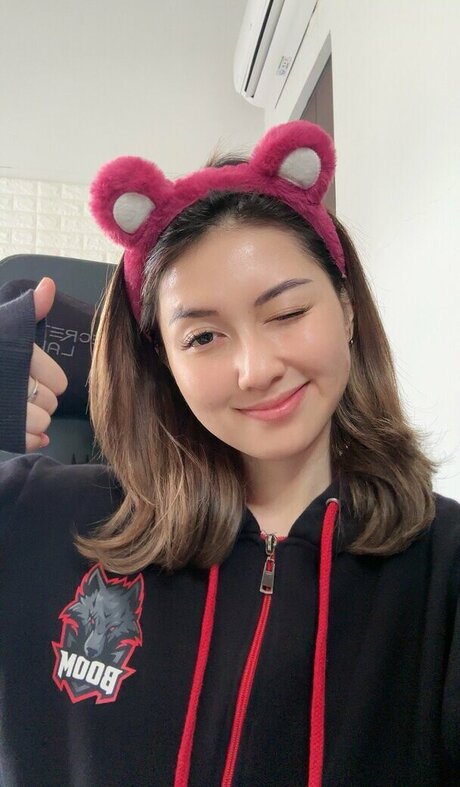 Swansage porn model images