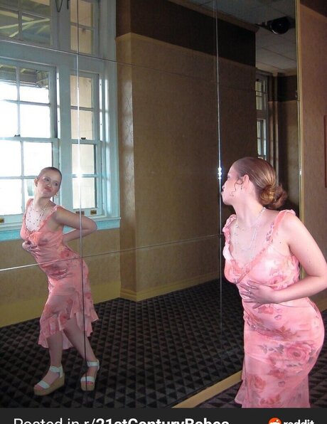 Gina Lynn nude star pics