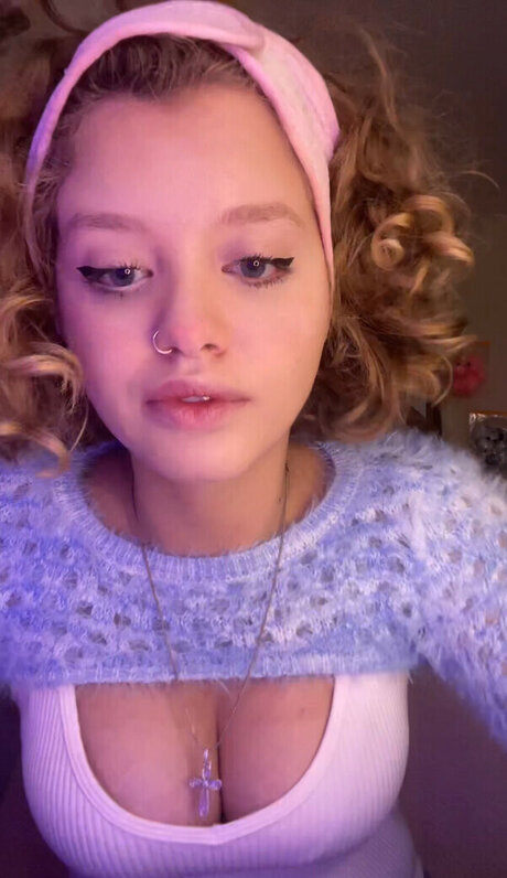 Gina Lynn model high quality image