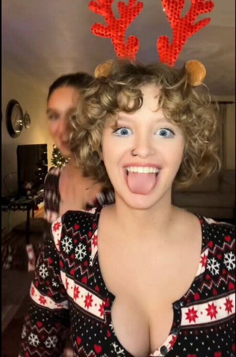 Gina Lynn porn actress pictures