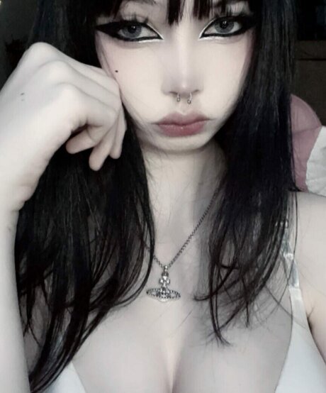 Sashad0ll star best photo