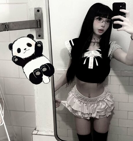 amateur asian onlyfans adult images