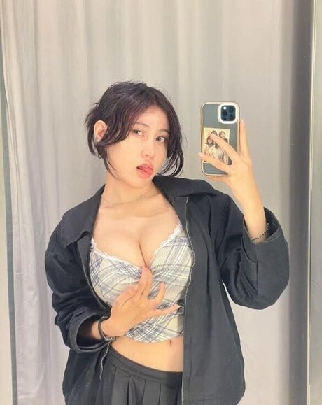 ejahazel pornstar naked pics