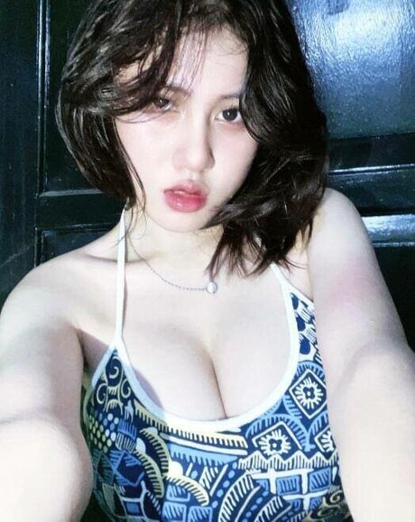 ejahazel porn model gallery