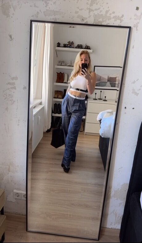 milf asshole onlyfans beautiful nude img