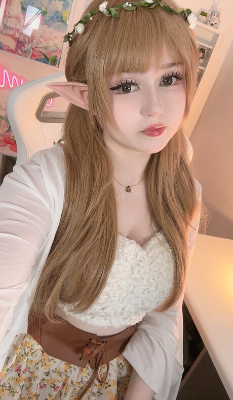 Mina min hot star images