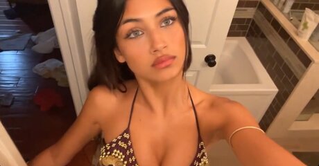 Meeya Dugied exclusive actress archive