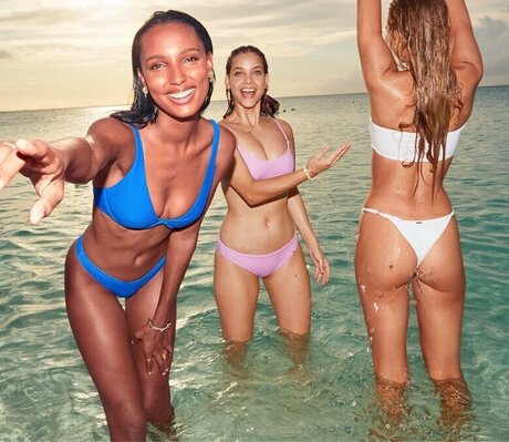 milf shower onlyfans art porn picture