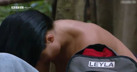 clothed onlyfans free gallery