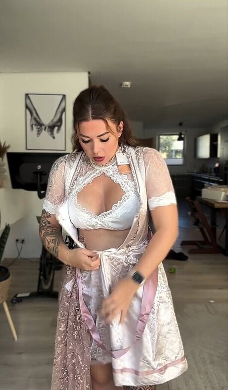 Die Meedtis nice model image