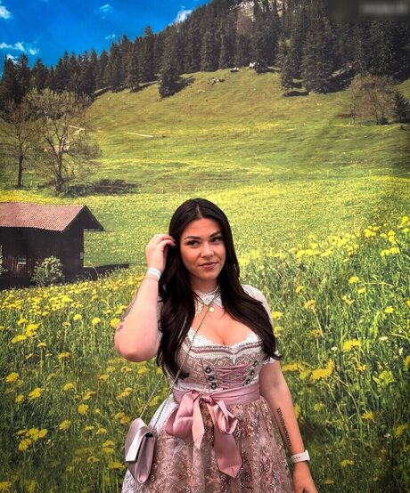 Die Meedtis high quality pornstar pic