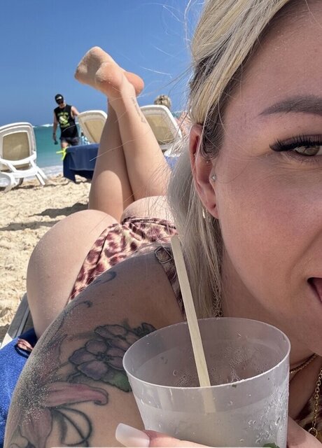 Die Meedtis adult star pic