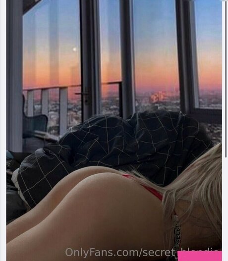 Josily model sexy image