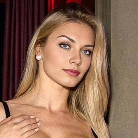 Bia Azhelia naked actress image