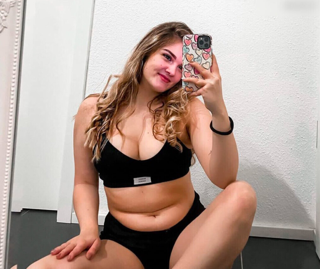 curvy star onlyfans art naked pictures