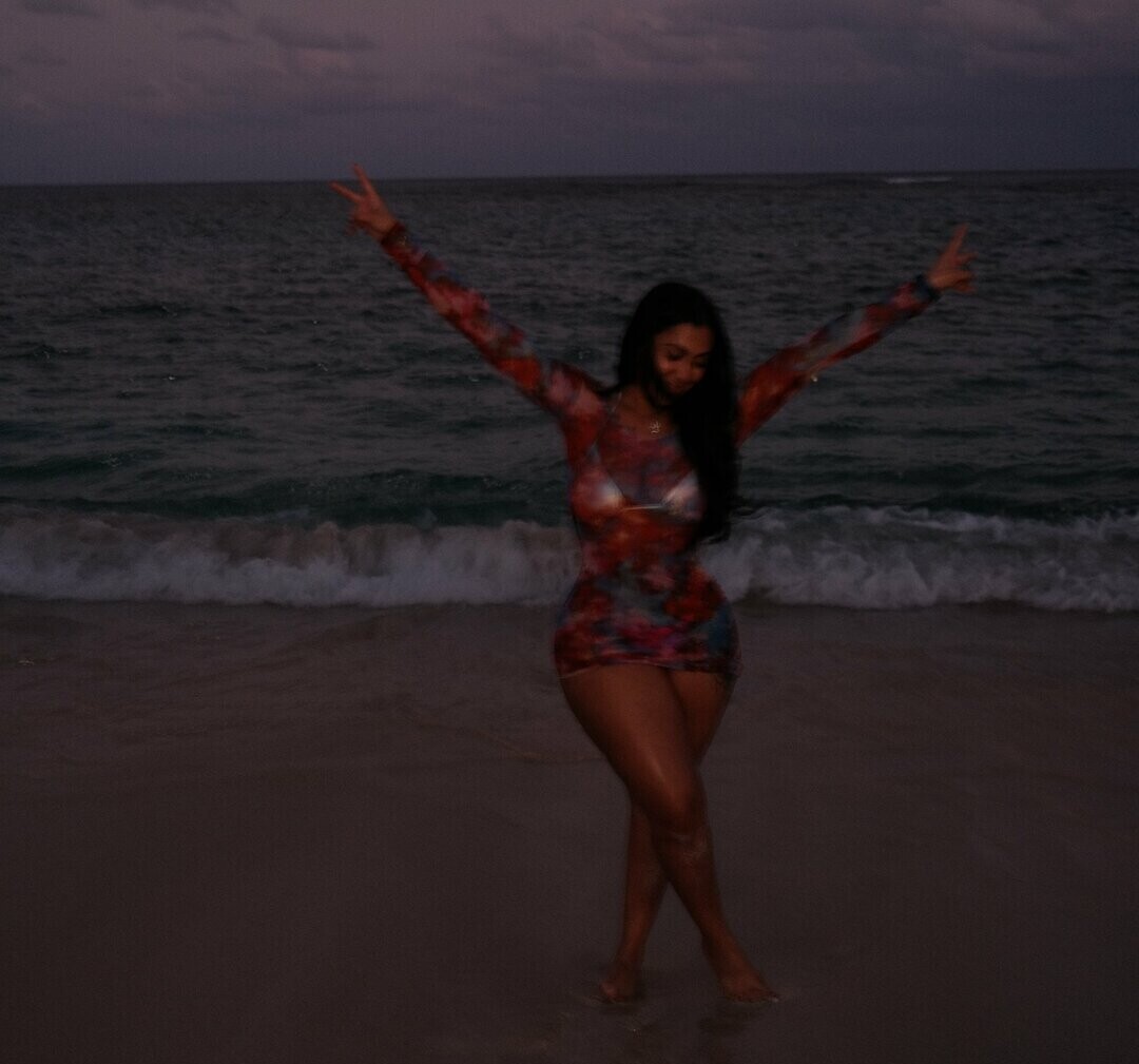 Queen Najia free actress photo