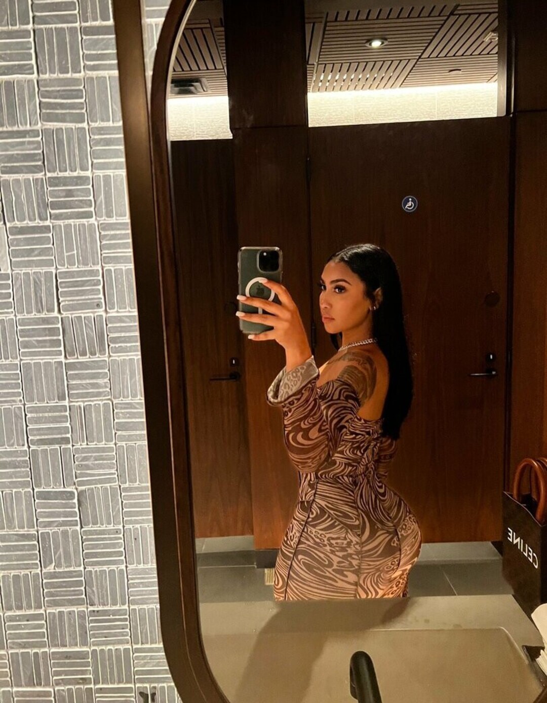 Queen Najia exclusive star archive