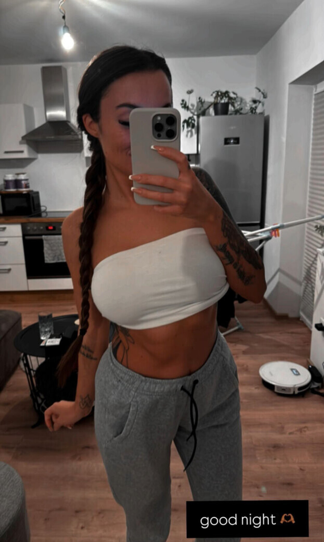 Stefaniestrm naked pornstar image