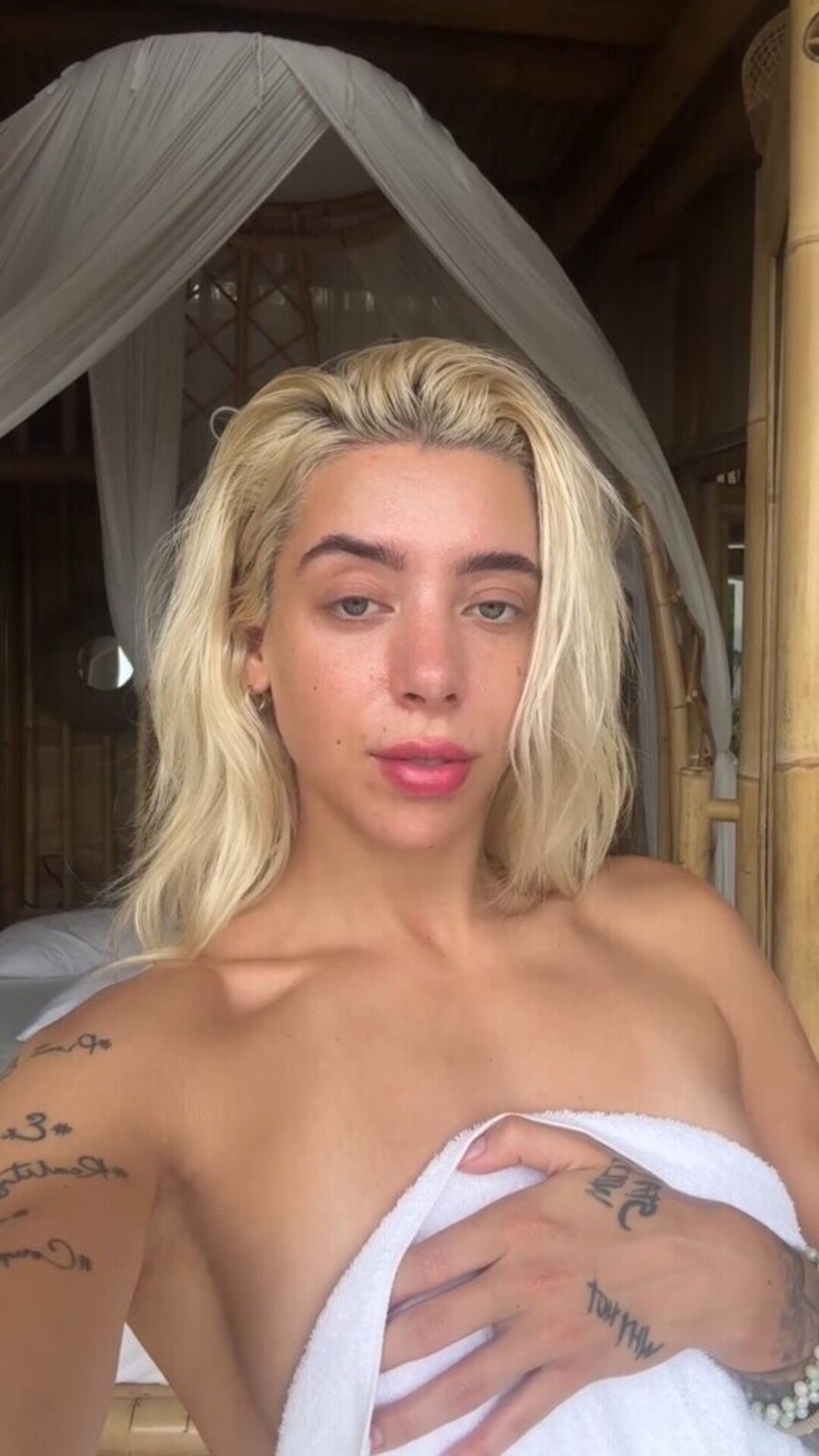 old mom onlyfans hot sexy photo