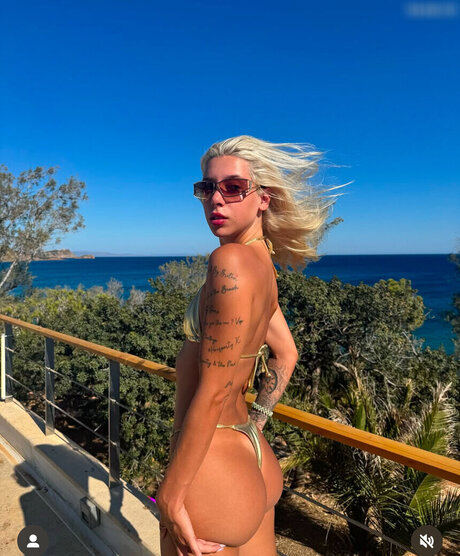 mother daughter onlyfans exclusive pics